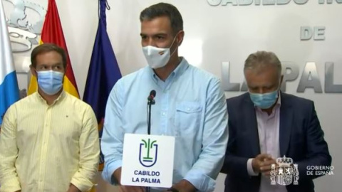 El presidente del Gobierno, Pedro Sánchez, en una rueda de prensa desde La Palma. El presidente del Gobierno, Pedro Sánchez, en una rueda de prensa desde La Palma.