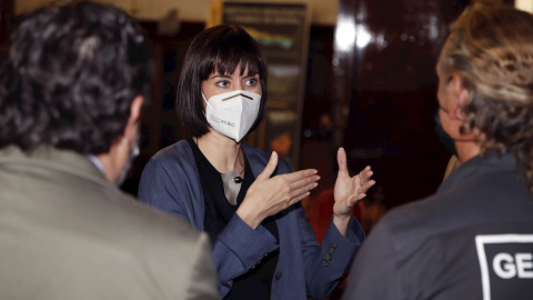 La ministra de Ciencia Diana Morant (c), durante su reunión con la directora del IGME-CSIC Ana María Alonso Zarza, para conocer los últimos detalles del dispositivo científico en torno a la erupción en La Palma el lunes 20 de septiembre de 2021. La ministra de Ciencia Diana Morant (c), durante su reunión con la directora del IGME-CSIC Ana María Alonso Zarza, para conocer los últimos detalles del dispositivo científico en torno a la erupción en La Palma el lunes 20 de septiembre de 2021.