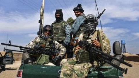 Afganistán y los talibanes reinician conversaciones tras un mes de suspenso