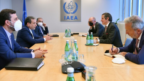 Rafael Grossi se reúne con Abbas Araghchi, viceministro de Exteriores de Irán. Rafael Grossi se reúne con Abbas Araghchi, viceministro de Exteriores de Irán.