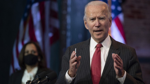 El presidente electo de EE.UU., Joe Biden, habla después de una reunión con gobernadores en Wilmington. El presidente electo de EE.UU., Joe Biden, habla después de una reunión con gobernadores en Wilmington.