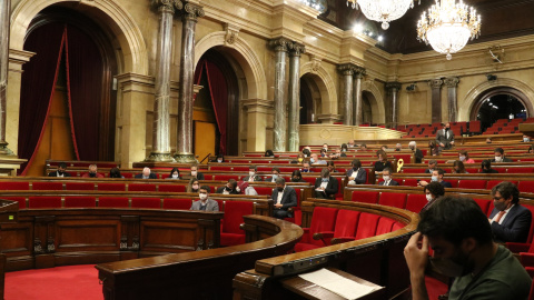 L'hemicicle del Parlament mentre es debat una moció el 4 de novembre del 2021. L'hemicicle del Parlament mentre es debat una moció el 4 de novembre del 2021.