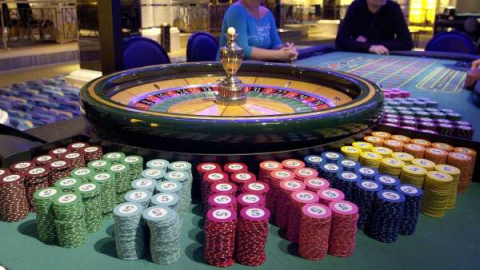 Mesa de juego de un casino. / EFE Mesa de juego de un casino. / EFE