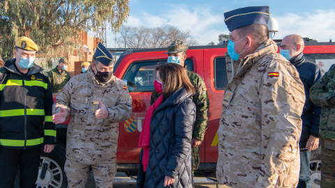 La ministra de Defensa, Margarita Robles, en una visita a la base aérea de Torrejón. Imagen de Archivo. La ministra de Defensa, Margarita Robles, en una visita a la base aérea de Torrejón. Imagen de Archivo.