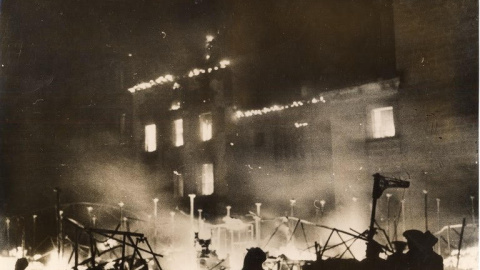 Incendio en la plaza del Carmen de Madrid. Incendio en la plaza del Carmen de Madrid.