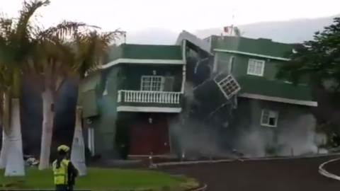 La lava se adentra en Todoque en su avance hacia el mar La lava se adentra en Todoque en su avance hacia el mar