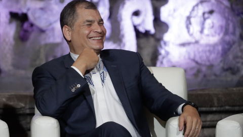 El expresidente ecuatoriano Rafael Correa participa en una conferencia en México en noviembre de 2019. El expresidente ecuatoriano Rafael Correa participa en una conferencia en México en noviembre de 2019.