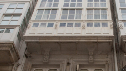 14/10/24 Edificación actual sobre lo solar de la casa del naviero Pedro del Barco en la calle Real de A Coruña.