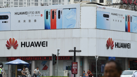 Una tienda de Huawei en la ciudad china de Nanning. /REUTERS Una tienda de Huawei en la ciudad china de Nanning. /REUTERS