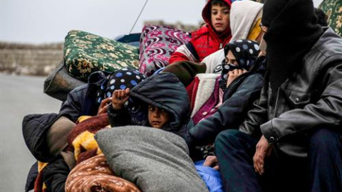Familias desplazadas por la violencia en Siria. Familias desplazadas por la violencia en Siria.