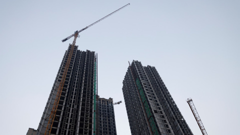 Un complejo residencial inacabado de la inmobioliarioa china Evergrande Group, en la ciudad de Luoyang. REUTERS/Carlos Garcia Rawlins Un complejo residencial inacabado de la inmobioliarioa china Evergrande Group, en la ciudad de Luoyang. REUTERS/Carlos Garcia Rawlins