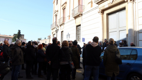 Protesta del 2019 davant de l'Arquebisbat de Tarragona pels abusos sexuals. Protesta del 2019 davant de l'Arquebisbat de Tarragona pels abusos sexuals.