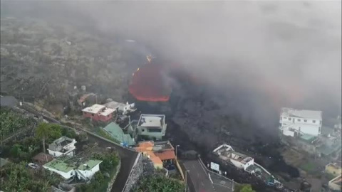El volcán de La Palma continúa destrozando Todoque