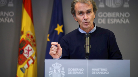 El director del Centro de Coordinación de Alertas y Emergencias Sanitarias del Ministerio de Sanidad, Fernando Simón, ofrece una rueda de prensa este jueves en la sede del Ministerio de Sanidad en Madrid.