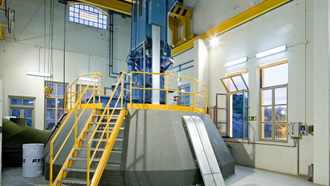 Acciona ha llevado ante la Audiencia Nacional la extinción de su concesión decretada por la Confederación Hidrográfica del Ebro y ratificada por el Ministerio de Medio Ambiente.