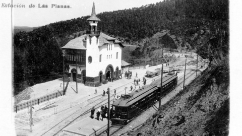 L'estació l'any 1916, quan es va inaugurar. L'estació l'any 1916, quan es va inaugurar.