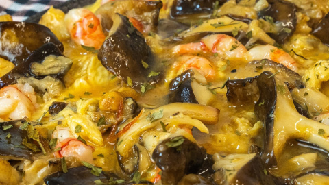 Truita de llenegues i gamba vermella Truita de llenegues i gamba vermella