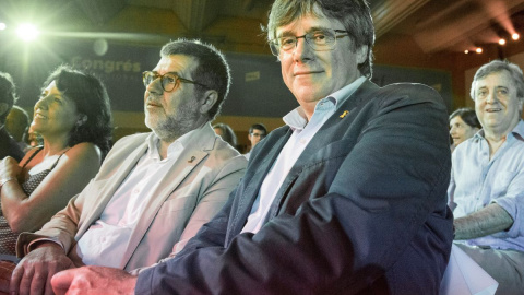 El secretario general de Junts, Jordi Sànchez, y el expresidente de la Generalitat, Carles Puigdemont, juntos en Argelès-sur-Mer, a 4 de junio de 2022. El secretario general de Junts, Jordi Sànchez, y el expresidente de la Generalitat, Carles Puigdemont, juntos en Argelès-sur-Mer, a 4 de junio de 2022.