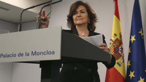 La vicepresidenta del Gobierno, Carmen Calvo, durante la rueda de prensa posterior al encuentro que han mantenido el presidente del Gobierno, Pedro Sánchez, y el de la Generalitat, Quim Torra. EFE La vicepresidenta del Gobierno, Carmen Calvo, durante la rueda de prensa posterior al encuentro que han mantenido el presidente del Gobierno, Pedro Sánchez, y el de la Generalitat, Quim Torra. EFE