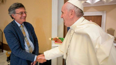 Paolo Ruffini y el papa Francisco. Paolo Ruffini y el papa Francisco.