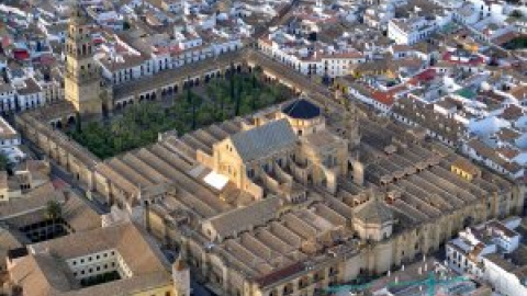 Ofensiva ciudadana contra el Gobierno por ceder ante la Iglesia en el litigio de las inmatriculaciones