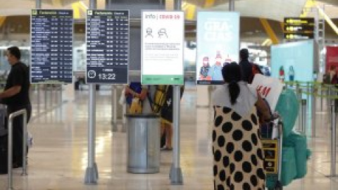 Aena registra en 2020 sus primeras pérdidas desde 2012 por el parón de los viajes por la pandemia Aena registra en 2020 sus primeras pérdidas desde 2012 por el parón de los viajes por la pandemia