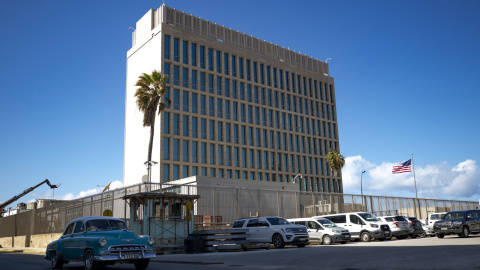 Vista del edificio de la Embajada de Estados Unidos, en La Habana (Cuba). EFE/Yander Zamora Vista del edificio de la Embajada de Estados Unidos, en La Habana (Cuba). EFE/Yander Zamora