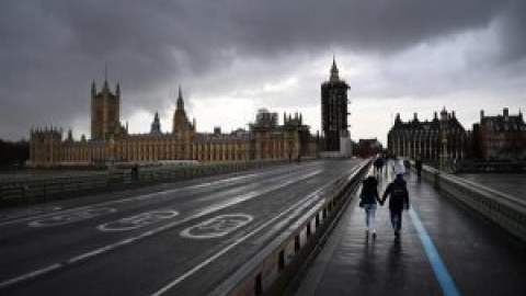 La nueva cepa del coronavirus provoca la suspensión de vuelos con Reino Unido y España pide medidas conjuntas a la UE La nueva cepa del coronavirus provoca la suspensión de vuelos con Reino Unido y España pide medidas conjuntas a la UE