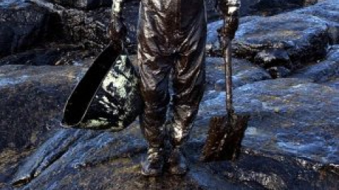 La catástrofe del Prestige cumple 17 años sin saldar las indemnizaciones La catástrofe del Prestige cumple 17 años sin saldar las indemnizaciones