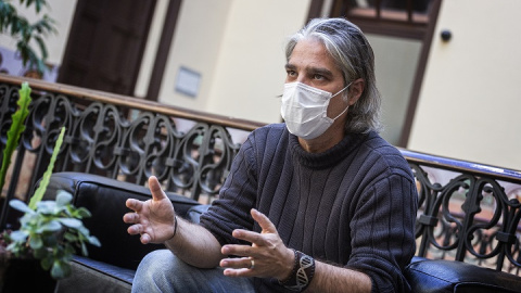 Jacobo Mendioroz en un moment de l'entrevista. Jacobo Mendioroz en un moment de l'entrevista.