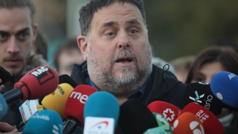 El presidente de ERC, Oriol Junqueras, ofrece declaraciones a los medios antes de comenzar la manifestación contra la Cumbre Hispano-Francesa, a 19 de enero de 2023, en Barcelona. El presidente de ERC, Oriol Junqueras, ofrece declaraciones a los medios antes de comenzar la manifestación contra la Cumbre Hispano-Francesa, a 19 de enero de 2023, en Barcelona.