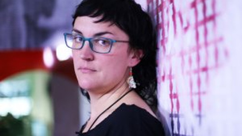 Pamela Palenciano realiza su monólogo contra la violencia machista en la calle tras el veto de la Asamblea de Madrid Pamela Palenciano realiza su monólogo contra la violencia machista en la calle tras el veto de la Asamblea de Madrid