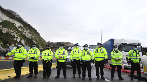 Policías británicos Policías británicos
