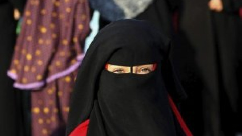 Los "matrimonios de placer", la práctica religiosa que usan los clérigos de Irak para prostituir a mujeres y niñas Los "matrimonios de placer", la práctica religiosa que usan los clérigos de Irak para prostituir a mujeres y niñas