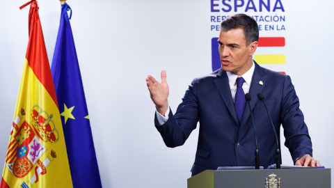El presidente del Gobierno, Pedro Sánchez, durante una rueda de prensa tras la reunión de para el traspaso de la Presidencia rotatoria de la Unión Europea, en Bruselas. El presidente del Gobierno, Pedro Sánchez, durante una rueda de prensa tras la reunión de para el traspaso de la Presidencia rotatoria de la Unión Europea, en Bruselas.