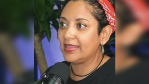 Captura-de-Pantalla-2022-09-09-a-las-12.12.05-660x439 (1) La periodista Carolina H. Solís durante su alocución.