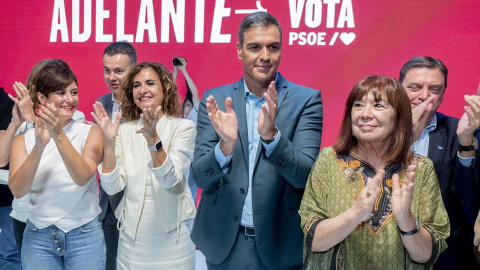 Sánchez aparece junto a varias ministras del Gobierno en el Espacio Próxima Estación, a 7 de julio de 2023, en Madrid (España). Sánchez aparece junto a varias ministras del Gobierno en el Espacio Próxima Estación, a 7 de julio de 2023, en Madrid (España).