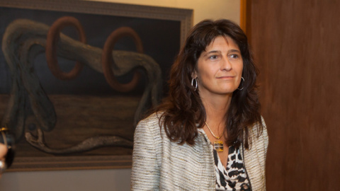 La exconcejal zaragozana Carmen Dueso, candidata de Ferraz, le disputa a Javier Lambán la secretaría general del PSOE aragonés /Cortes de Aragón