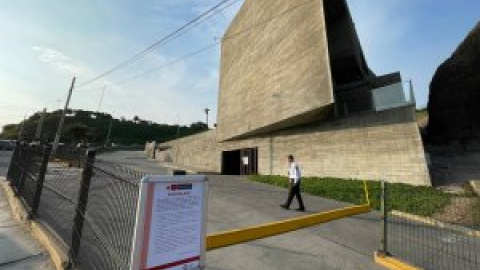 El Perú que sostiene a Dina Boluarte: del cierre del Lugar de la Memoria al 'Viva Vox' El Perú que sostiene a Dina Boluarte: del cierre del Lugar de la Memoria al 'Viva Vox'