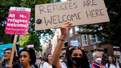Manifestación contra la intención del Gobierno del Reino Unido de deportar a los solicitantes de asilo a Ruanda, en Londres, a 13 de junio de 2022. Manifestación contra la intención del Gobierno del Reino Unido de deportar a los solicitantes de asilo a Ruanda, en Londres, a 13 de junio de 2022.