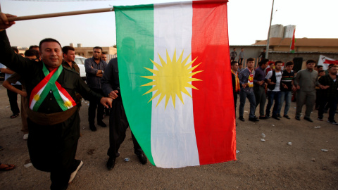 Kurdos participan en el referéndum de independencia. / AZAD LASHKARI (REUTERS) Kurdos participan en el referéndum de independencia. / AZAD LASHKARI (REUTERS)