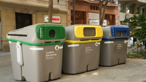 07/2023 - Contenedores de residuos en Barcelona. 07/2023 - Contenedores de residuos en Barcelona.