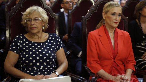 La alcaldesa de Madrid, Manuela Carmena, y la presidenta de la Comunidad de Madrid, Cristina Cifuentes, durante la ceremonia de apertura del Año Judicial. EFE La alcaldesa de Madrid, Manuela Carmena, y la presidenta de la Comunidad de Madrid, Cristina Cifuentes, durante la ceremonia de apertura del Año Judicial. EFE
