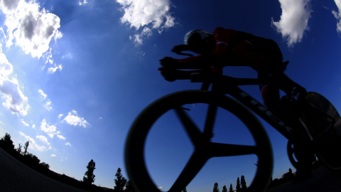 Alberto Contador durante la decimosexta etapa de la Vuelta Ciclista a España.EFE/Javier Lizón