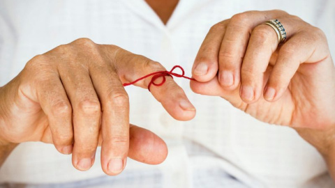 Alzheimer 'joven': uno de cada 10 afectados con esta enfermedad es menor de 65 años Alzheimer 'joven': uno de cada 10 afectados con esta enfermedad es menor de 65 años
