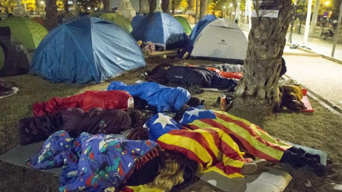 Acampada a les portes del TSJC