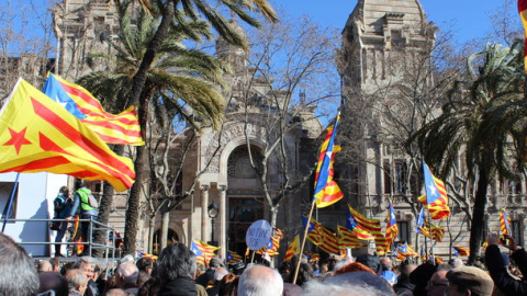 Una concentración independentista frente al Tribunal Superior de Justicia de Catalunya.