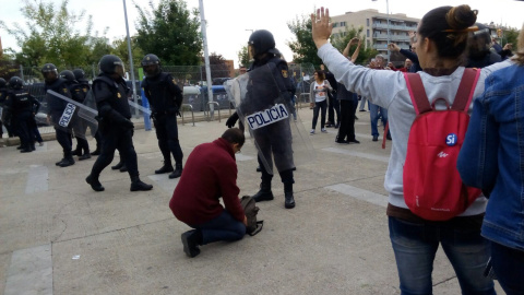 Intervenció de la policia a LLeida per impedir el referèndum / M.M. Intervenció de la policia a LLeida per impedir el referèndum / M.M.