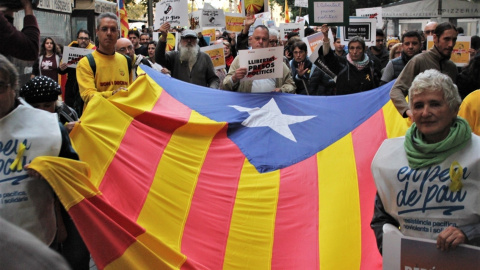 Imagen de la manifestación en Palma por la 'Libertad presos políticos'. E.P. Imagen de la manifestación en Palma por la 'Libertad presos políticos'. E.P.