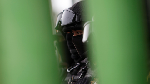 Las fuerzas del Estado tuvieron que intervenir en el motín de la prisión de Caredeyta en México, provocando al menos trece muertos.REUTERS/Daniel Becerril